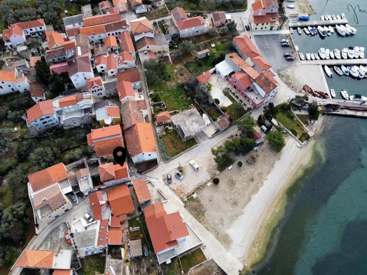 Jm-Sutomiscica-Holiday House On The Beach Eksteriør billede